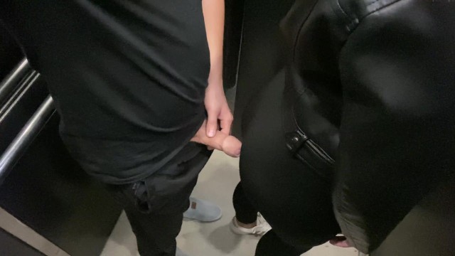 Staircase fuck with huge ass in black leggings, cum in mouth