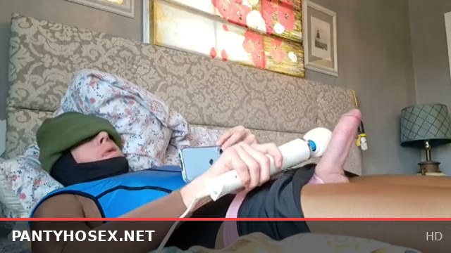 Hula-Hoop Workout Drives Sissy Femboy’s Swimsuit Burst with Explosive Cumshot